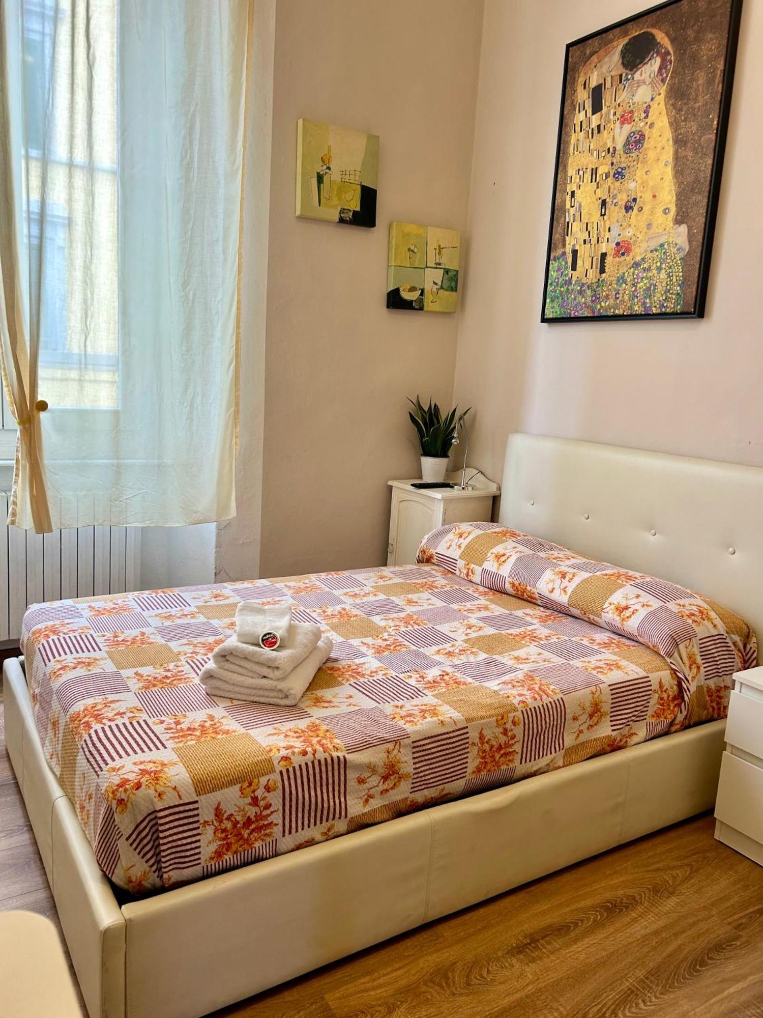 Bed and Breakfast La Magnolia Ліворно Екстер'єр фото