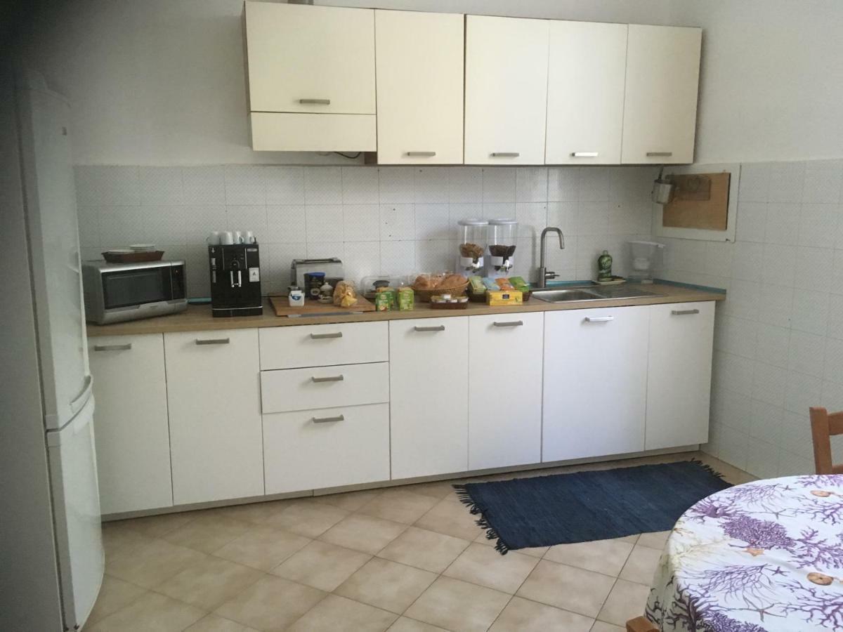 Bed and Breakfast La Magnolia Ліворно Екстер'єр фото