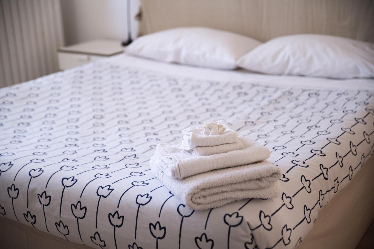 Bed and Breakfast La Magnolia Ліворно Екстер'єр фото