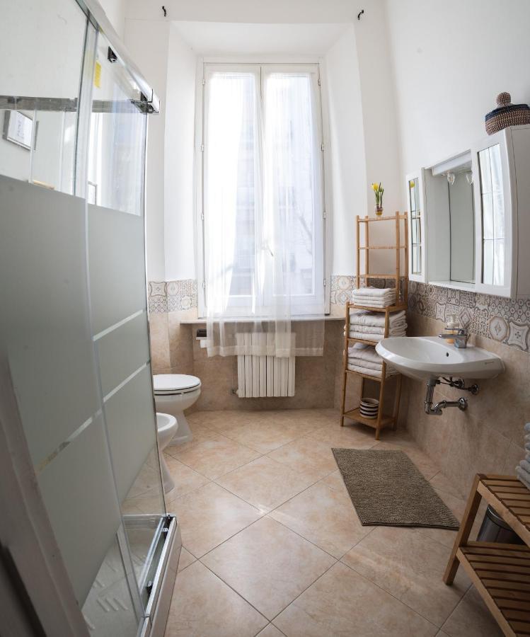 Bed and Breakfast La Magnolia Ліворно Екстер'єр фото